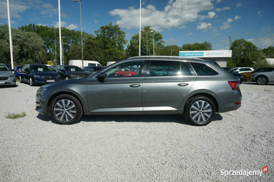 koda Superb 20 TDI200 DSG Style Salon Faktura wielofunkcyjna kierownica Poznań