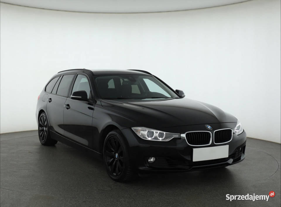 BMW 3 320 i xDrive 135KM Seria 3 Samochody osobowe Piaseczno