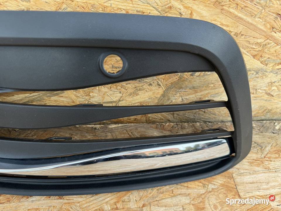 Kratka zderzaka przód lewa LH golf VIII 8 19 Sieraków