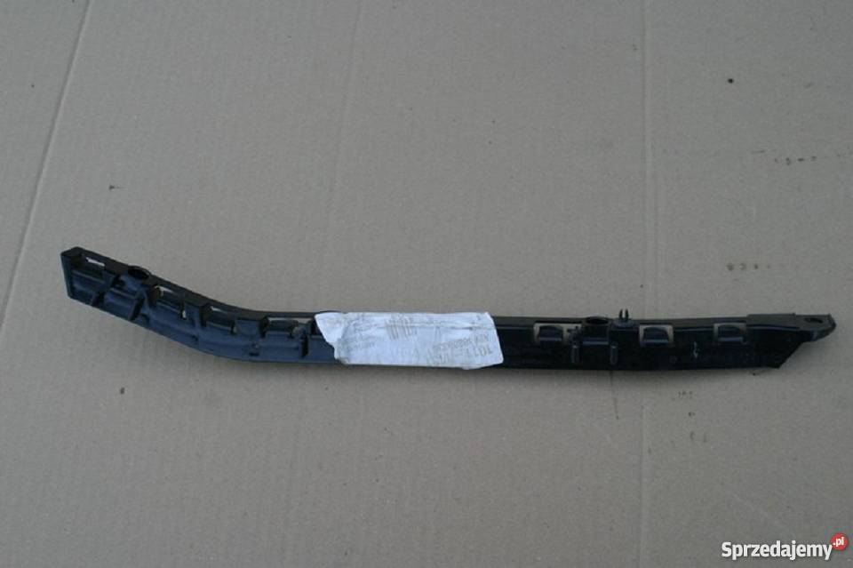 MERCEDES C KLASA W204 SEDAN ŚLIZG ZDERZAKA LEWY Bieleń