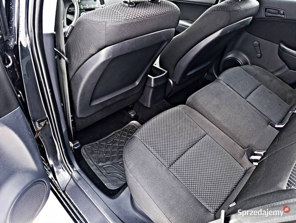 Hyundai i3014 benzynaNOWY ROZRZĄDNiski sprzedam