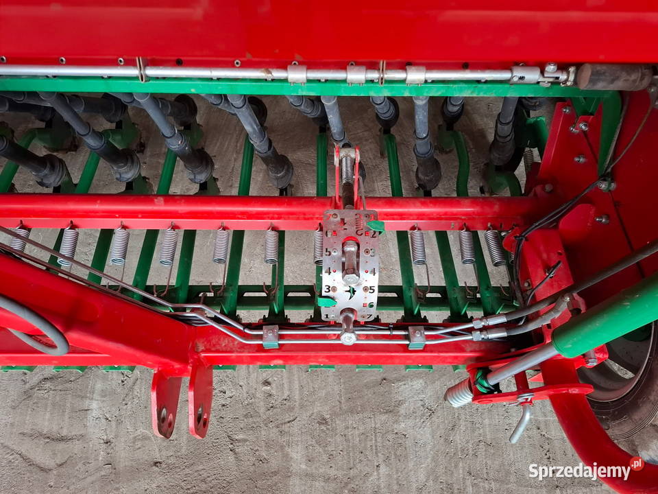 Siewnik zbożowy agromasz sr300 Simuny
