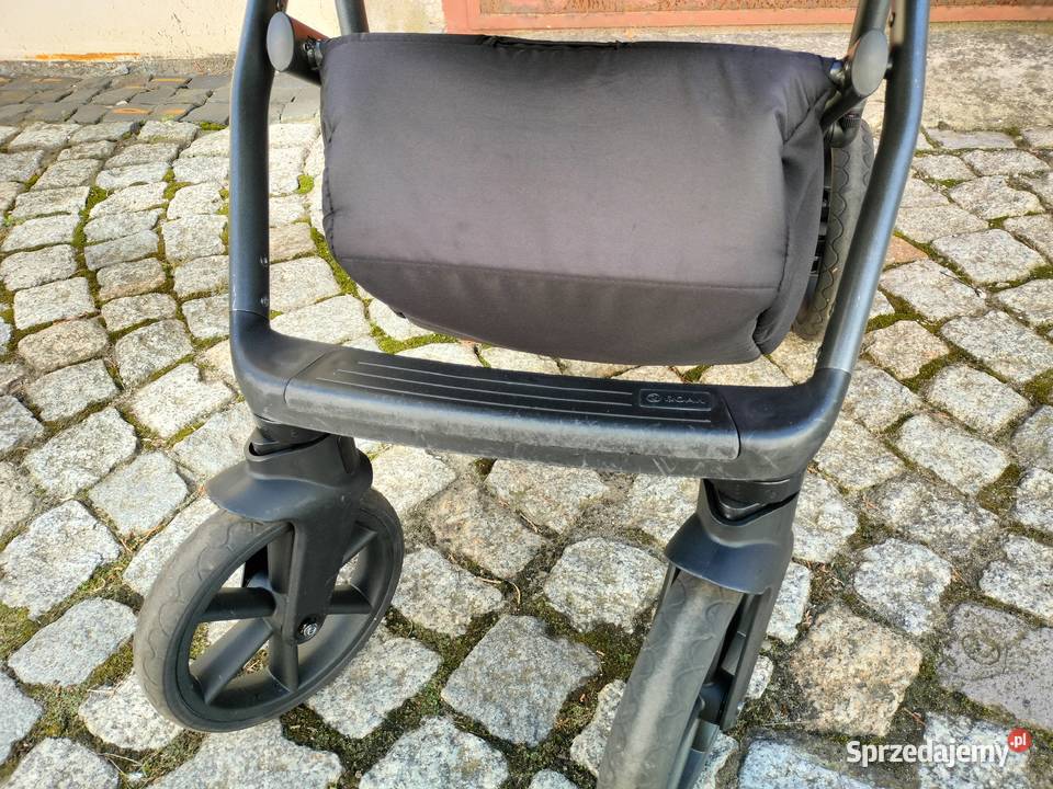 Sprzedam wózek BLOOM w stanie Jarosław
