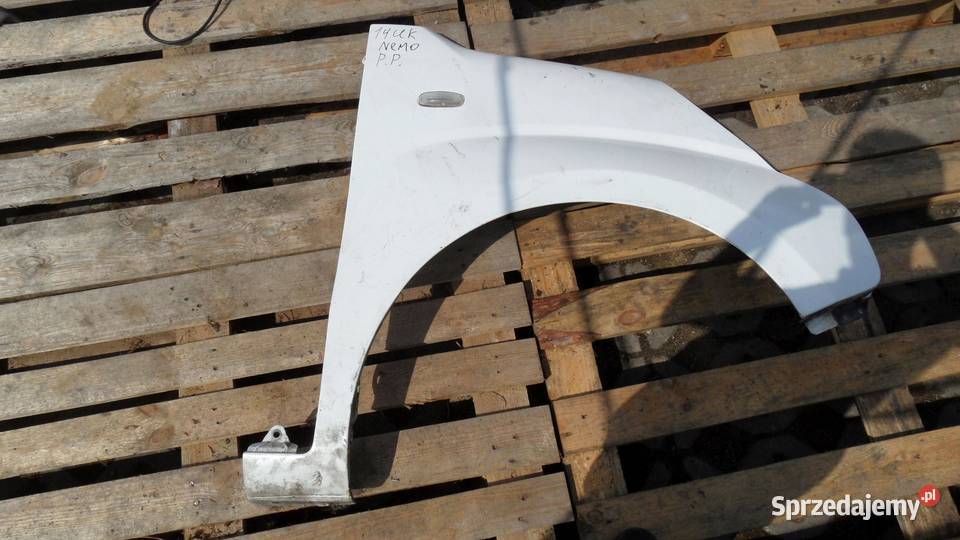 CITROEN NEMO 12r błotnik prawy przód