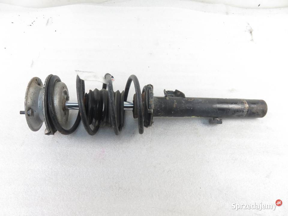 MCPERSON LEWY PRZEDNI BMW 3 E90 318 d A 6772921