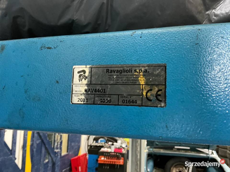 Podnośnik 4 kolumnowy Ravaglioli 4401