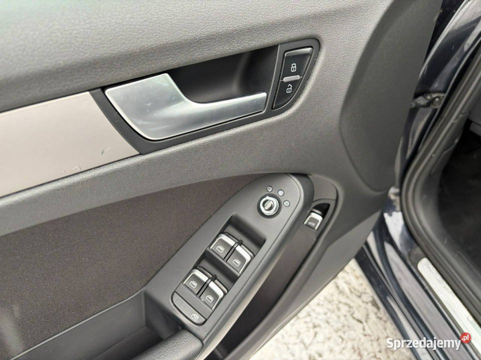 Audi A4 Limousine 18 benzyna 170 Xenony LEDy Audi Lipówki