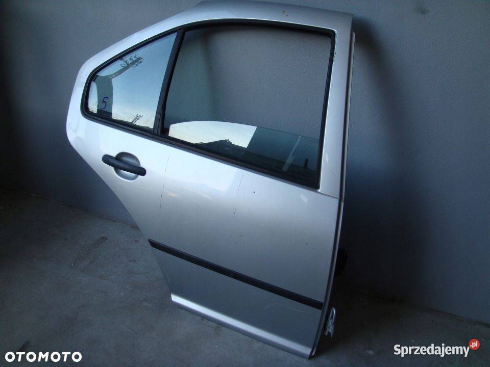 DRZWI PRAWY TYŁ TYLNE VW BORA SEDAN osobowe Włoszczowa