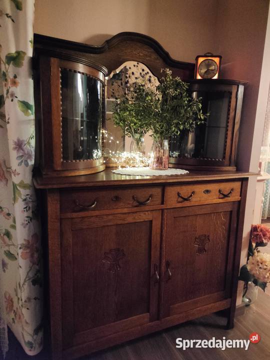 Kredens drewniany przeszklone gablotki lustro