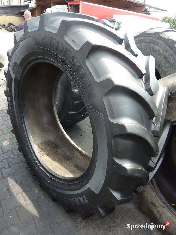 Opona używana rolnicza 54065R38 VREDESTEIN 2400 Zaścianki