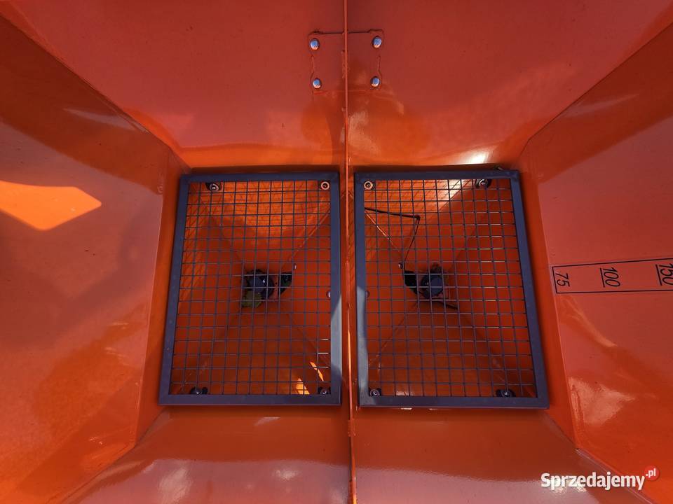 Rozsiewacz nawozów dwutarczowy Włoski AGREX Rawa Mazowiecka