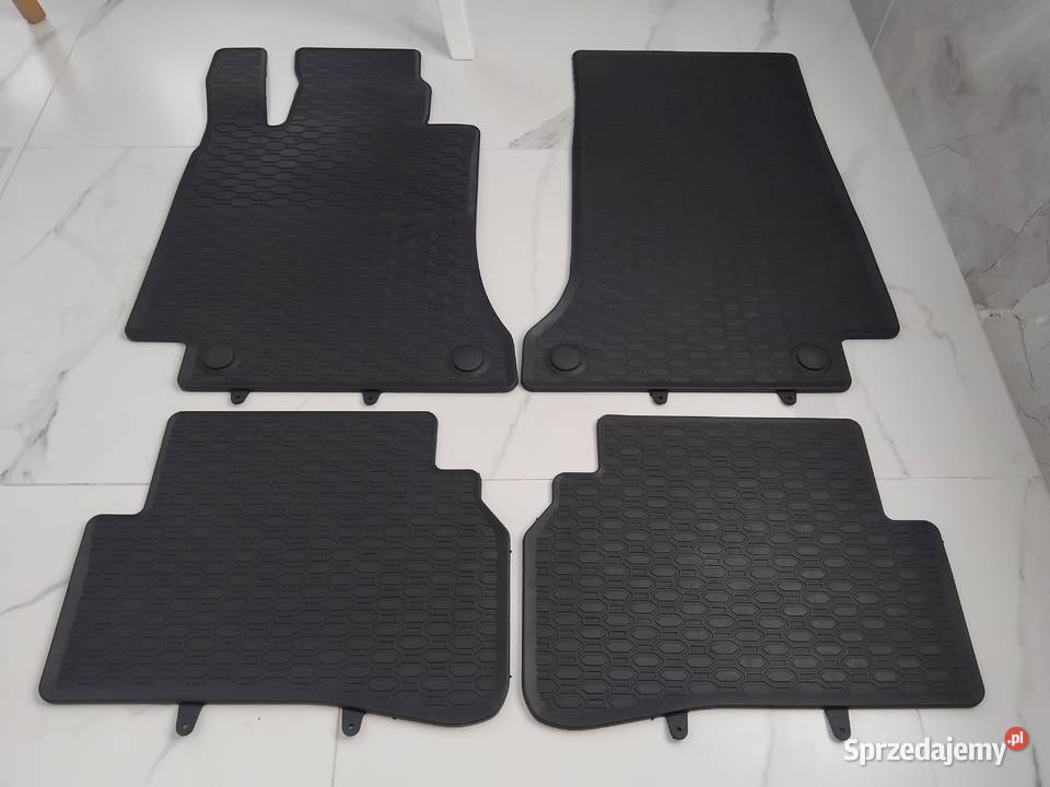 Mercedes C Klasa W205 2013 Dywaniki Gumowe