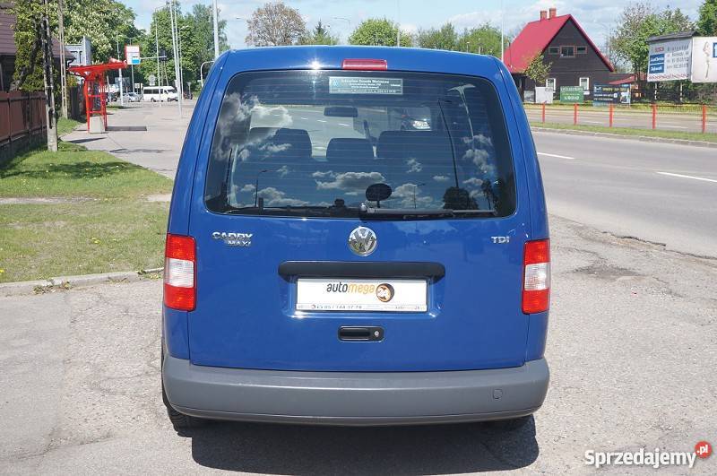 Nieuszkodzony Volkswagen Caddy niebieski Białystok