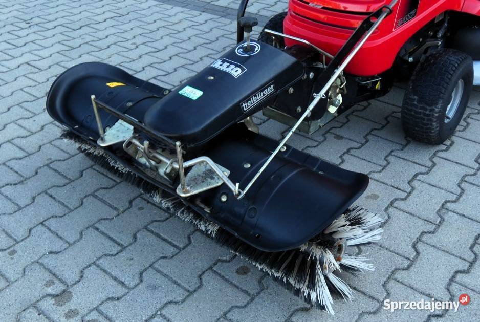 Zamiatarka do traktora kosiarki HONDA 2417 łódzkie Świnice Warckie