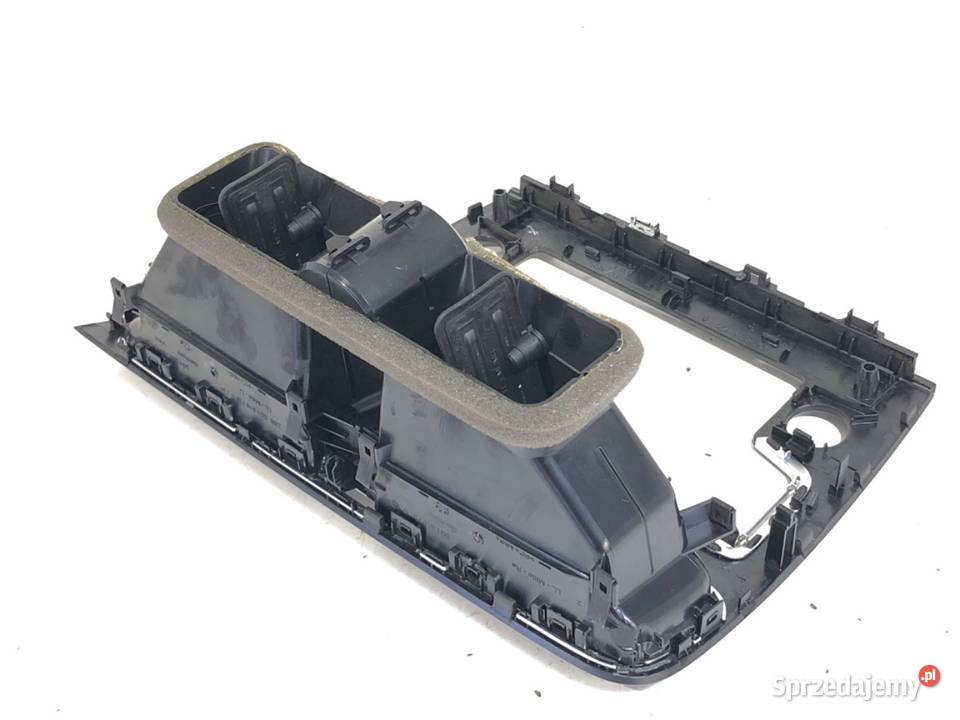 KRATKA NAWIEWU PRZÓD VW GOLF VII 5G1815736C