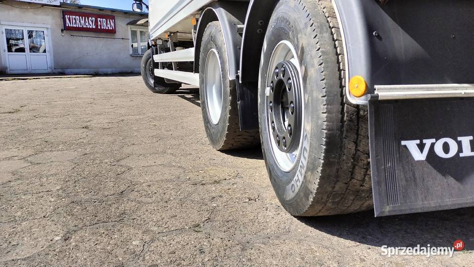 VOLVO FM 6x2 22 PALETY CHŁODNIA TYLNE DRZWI elektryczne lusterka Częstochowa