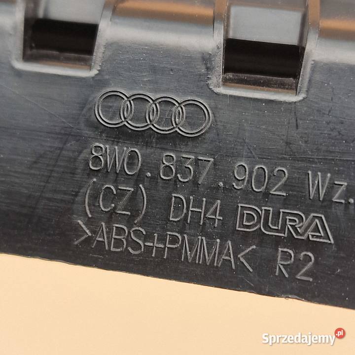 AUDI A4 B9 LISTWA DRZWI OSŁONA SŁUPKA PRAWY