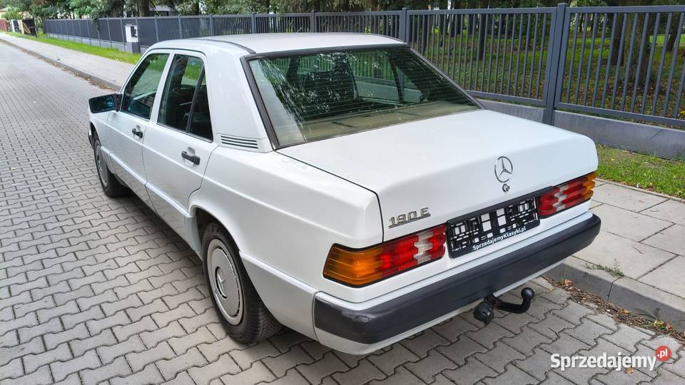 MERCEDESBENZ W201 190E KLIMATYZACJA 4 x Zgierz