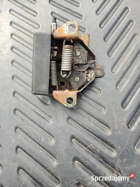 Zamek maski Mazda Premacy I lift Części samochodowe Szczecin
