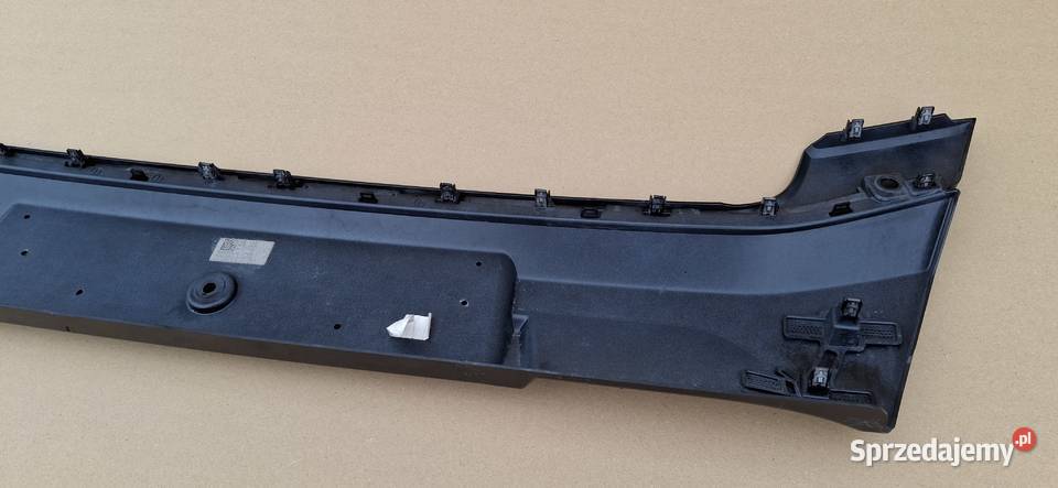 VOLVO FH5 AERO ZDERZAK ŚRODKOWY NAKŁADKA Zderzaki