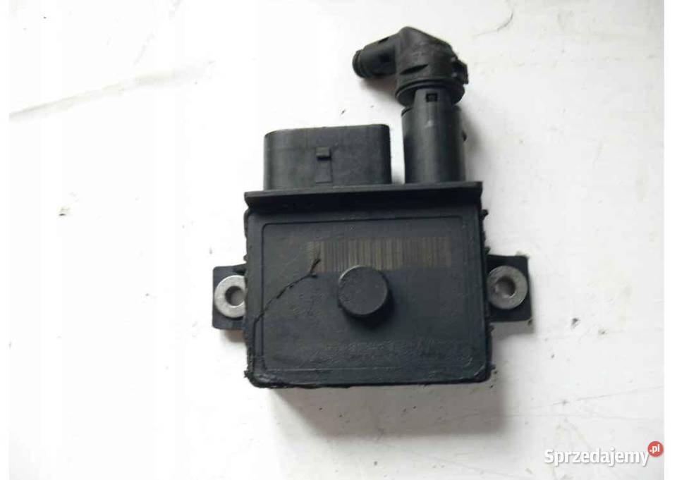 przekaźnik świec żarowych BMW E90 20 859172301 sprzedam