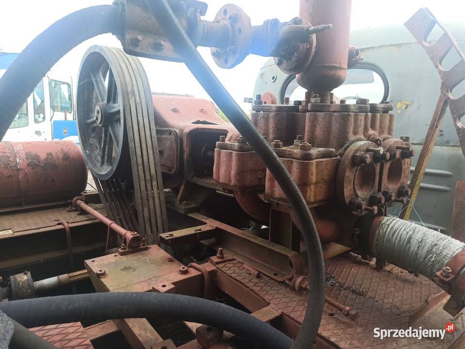 Wiertnica ZiŁ 157 Urb 25 wiertnica do studni Chełm
