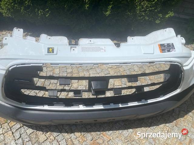 Ford Transit MK8 Zderzak Przód 3 Elementy sprzedam