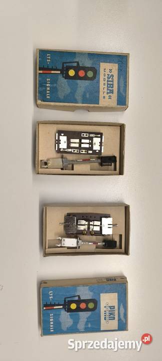 SEMAFOR PODMAKIETOWY PIKO H0 2 sprzedam