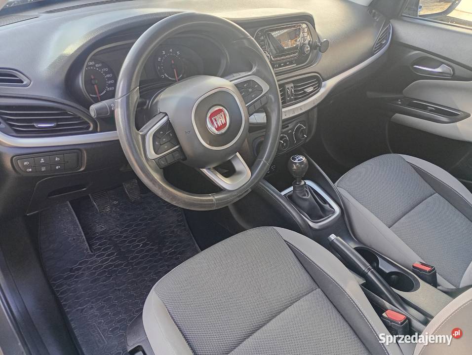 Fiat Tipo 14 benzyna 2018 75 000 prywatny podkarpackie Mielec