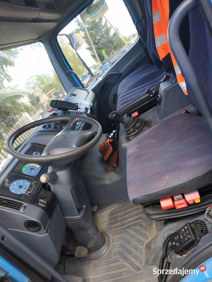 Mercedes Atego laweta autolaweta specjalny Łomża