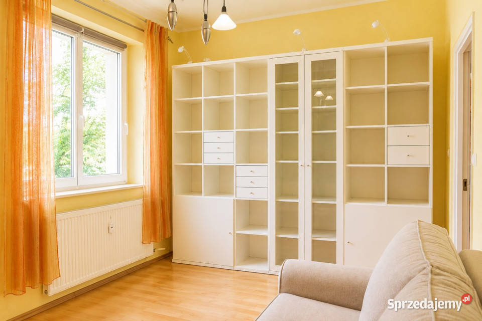 Koszutka 3 pokoje zieleń oknem Katowice