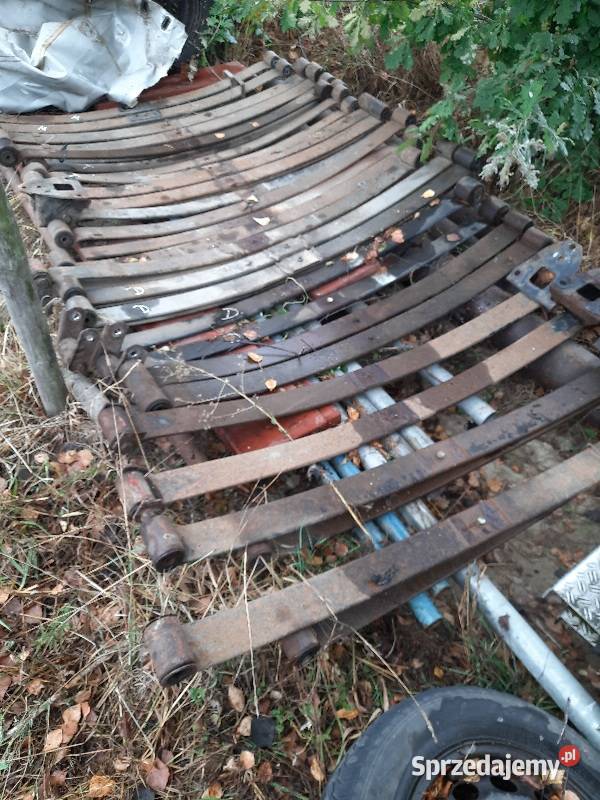 Resory z cybantami i mocowaniami do przyczep Pozostałe małopolskie Tuchów