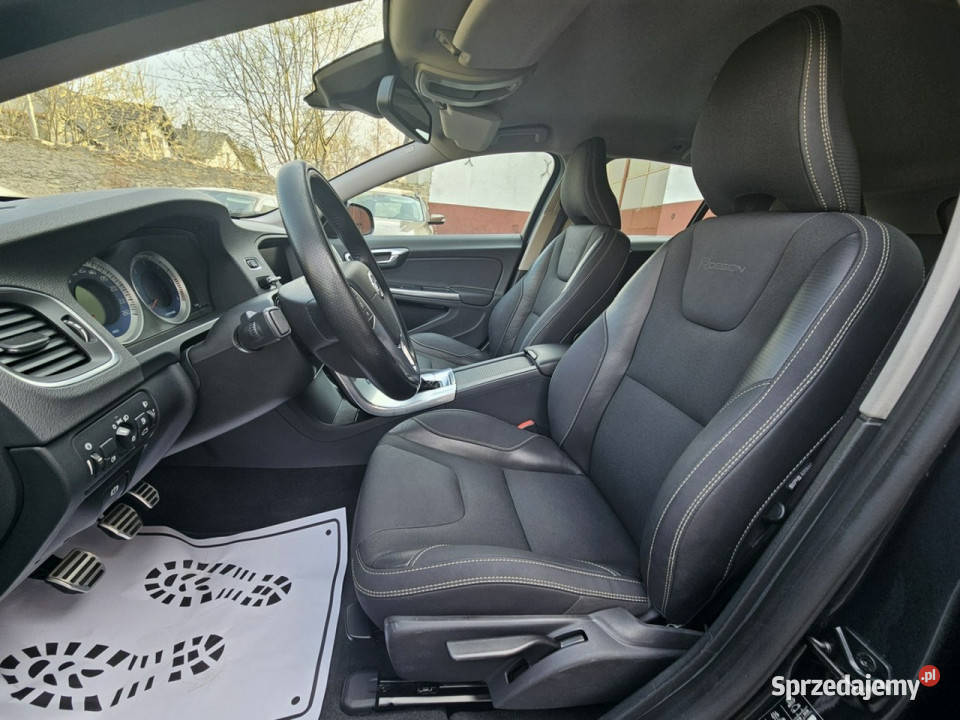 Volvo V60 RDesign Ładne i Zadbane GWARANCJI I Kombi Opoczno sprzedam
