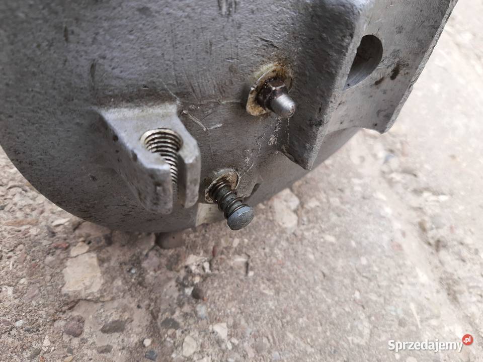 Junak m10 bęben hamulcowa tylnego koła Strzyżewice