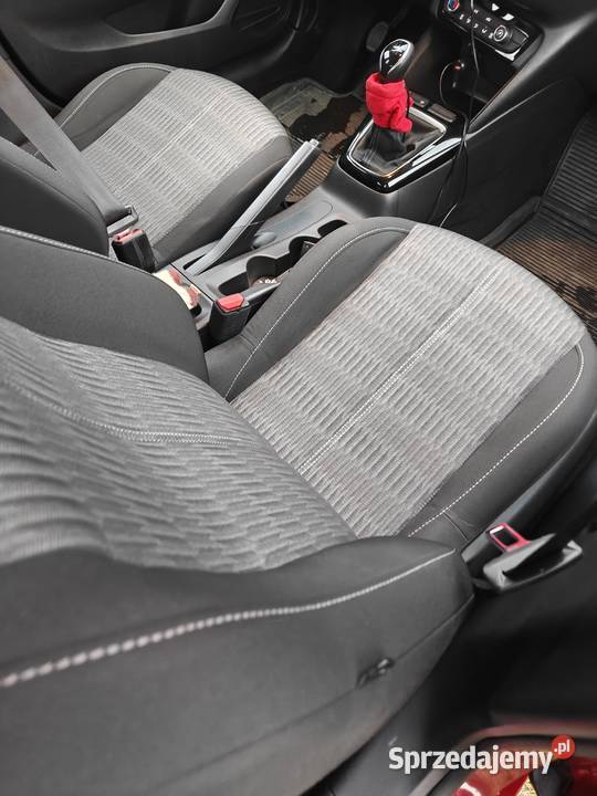 Opel Corsa F 2022r mały przebieg Częstochowa sprzedam