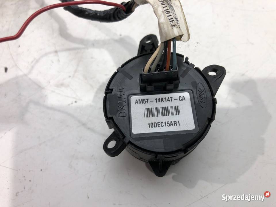 PRZEŁĄCZNIKI KIEROWNICY MULTIFUNKCJA FORD FOCUS osobowe sprzedam