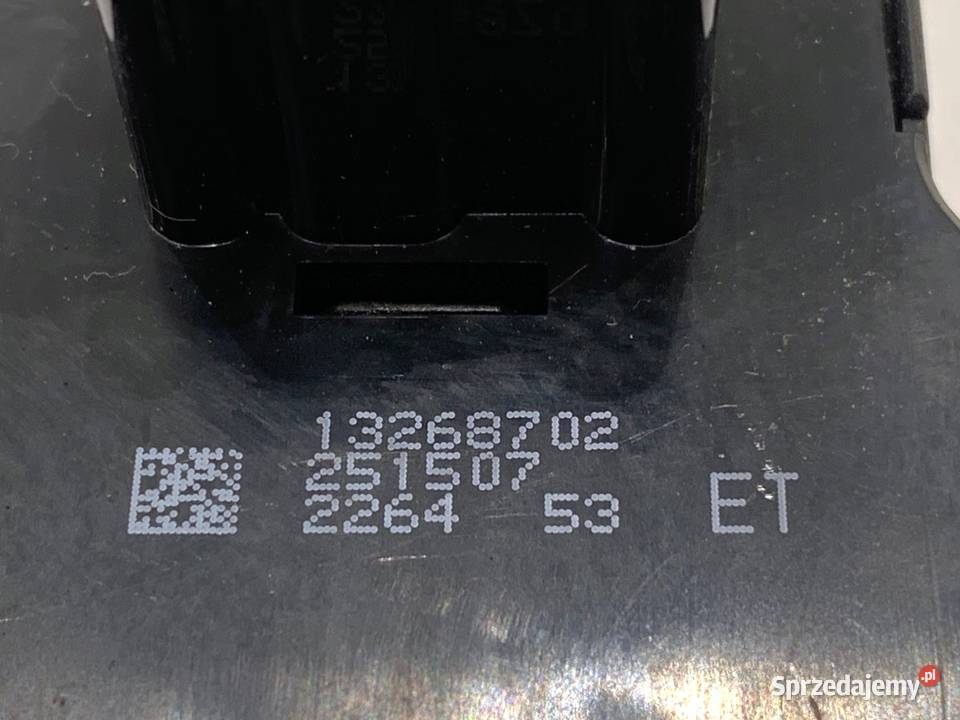 WŁĄCZNIK ŚWIATEŁ OPEL ASTRA J 13268702 0915