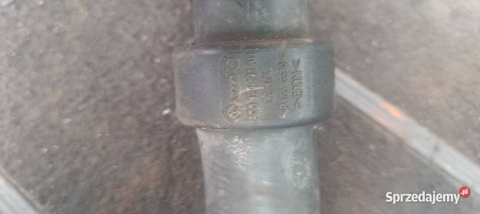 Wąż 8D0 121 101 AD Passat B5 2p3 osobowe