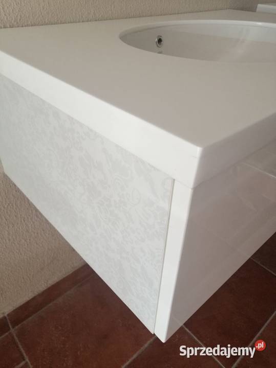 Szafki podwieszane z blatem z Corianu do Komorniki sprzedam