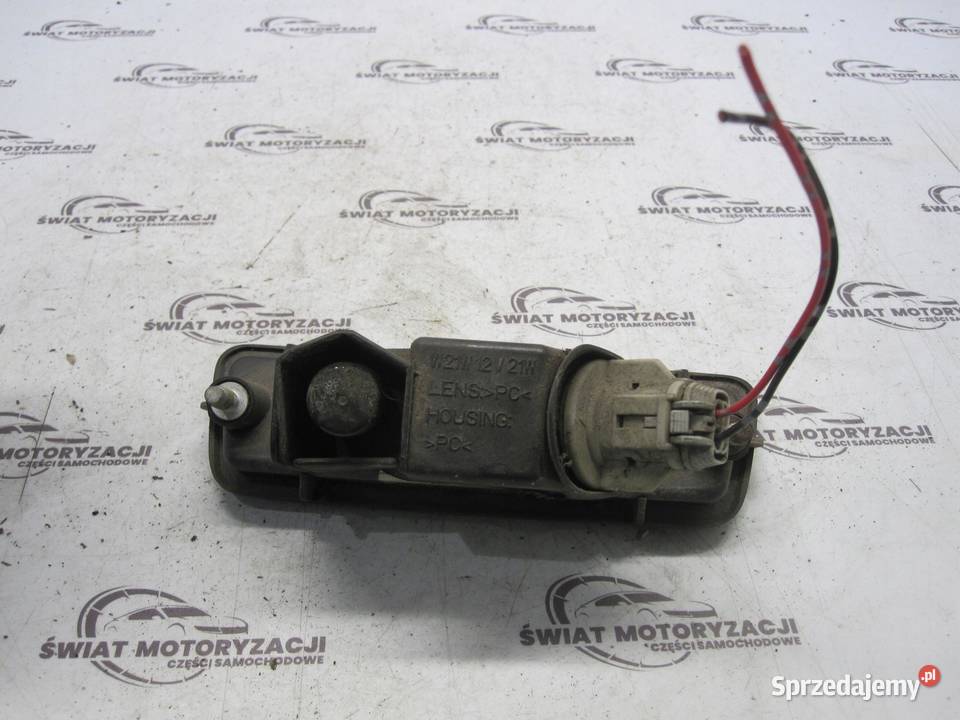 NISSAN JUKE 11r lampa przeciwmgielna tył