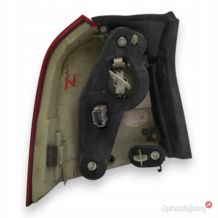 LAMPA PRAWA Volvo V70 III XC70 20072013 tylna Chełm