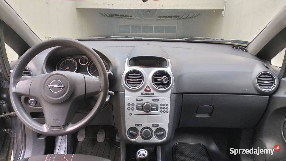 Opel Corsa D 12 benzyna 86 2012r Corsa Szczecin