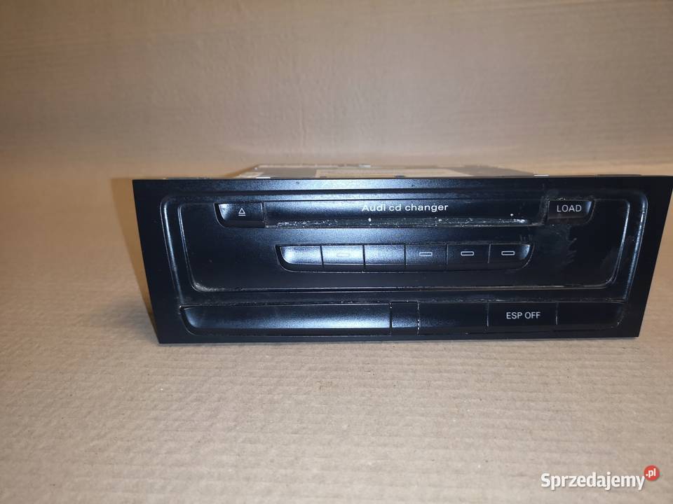 ZMIENIARKA CD AUDI A4 B8 A5 8T2035110A osobowe Przystajń