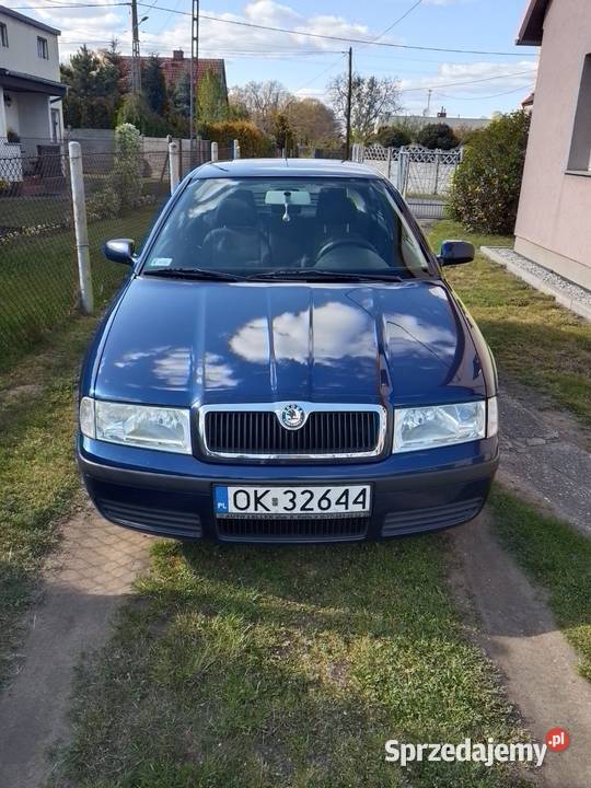 SKODA octavia 16 MPI Sedan Zadbana elektryczne szyby Bierawa