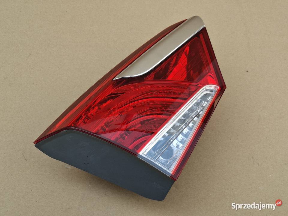 HYUNDAI I40 LIFT LAMPA TYŁ LEWA TYLNA W KLAPĘ lubuskie Bieleń
