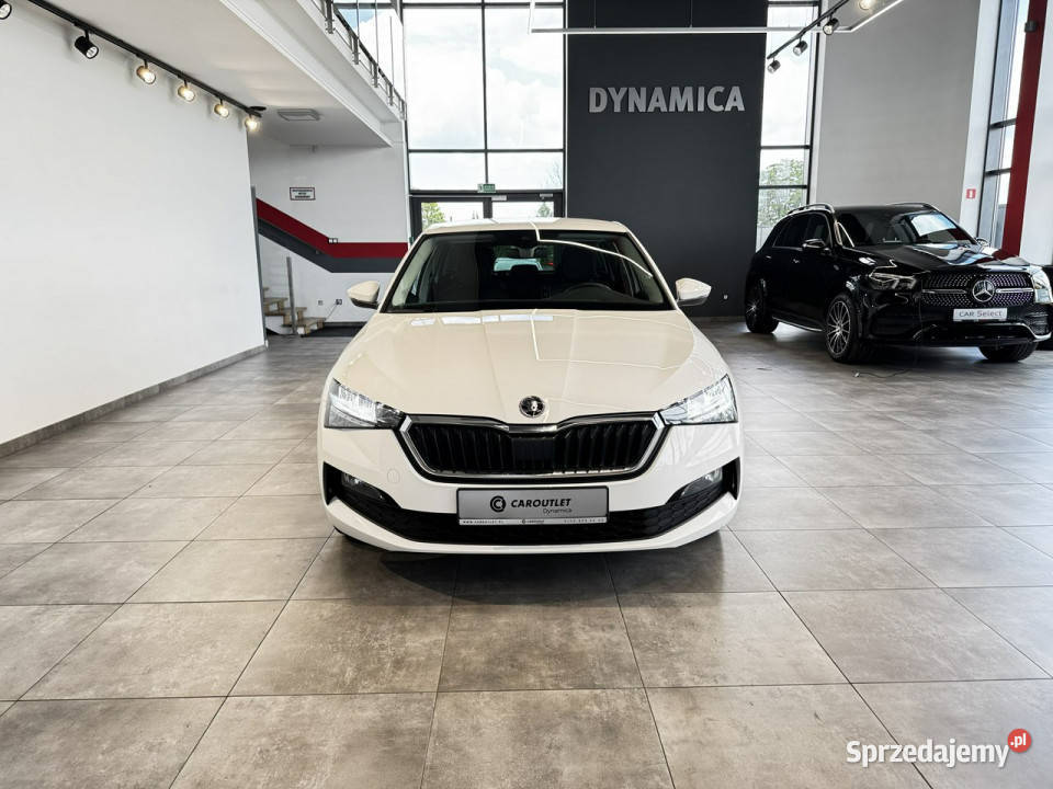 koda Scala Ambition 10TSI 110 M6 2022 r salon I Myślenice