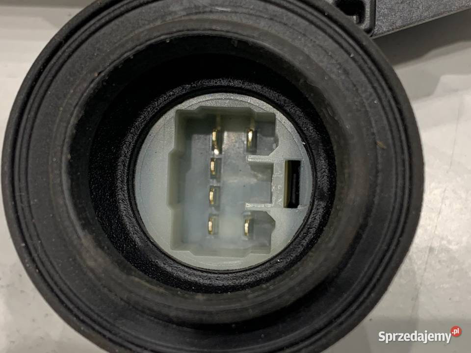 PODNOŚNIK SZYBY PRAWY PRZÓD TOYOTA YARIS III