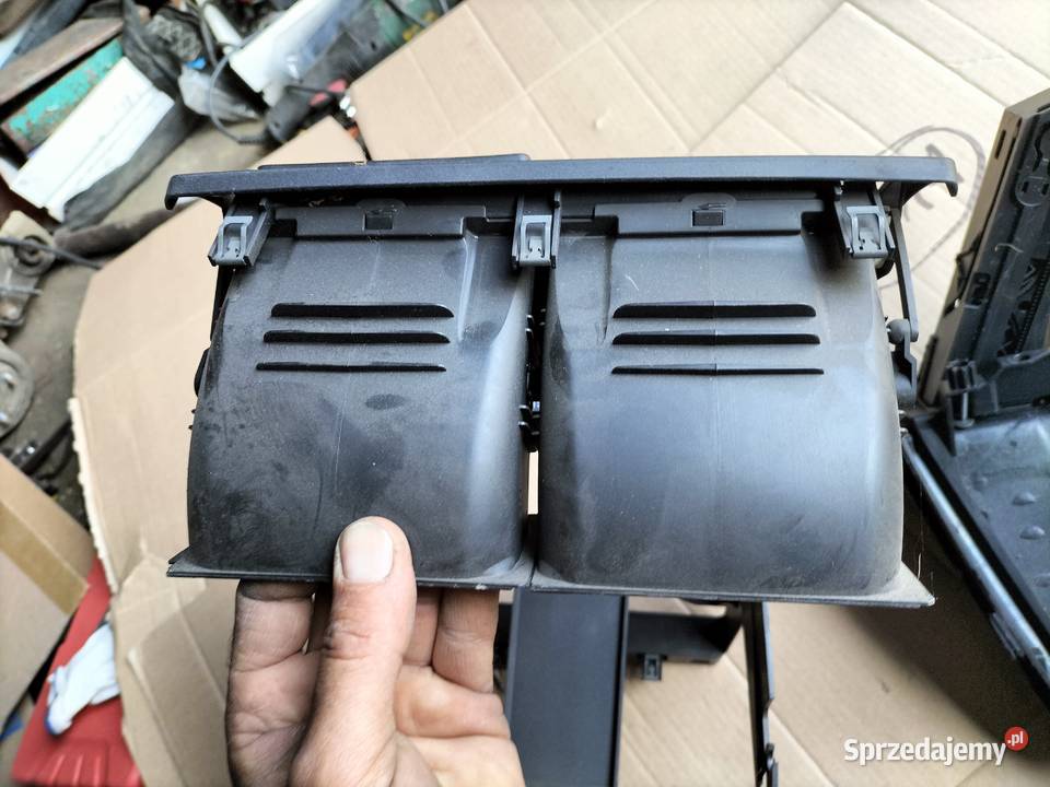MONDEO MK3 RAMKA RADIA ZEGAREK MIESZEK POKROWIEC