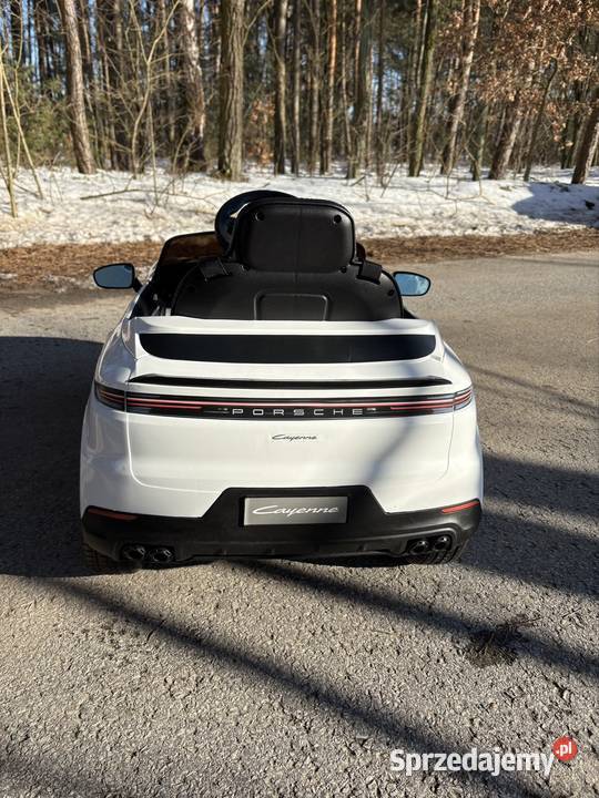 Samochód na akumulator Porsche Cayenne 12V pilot Płock