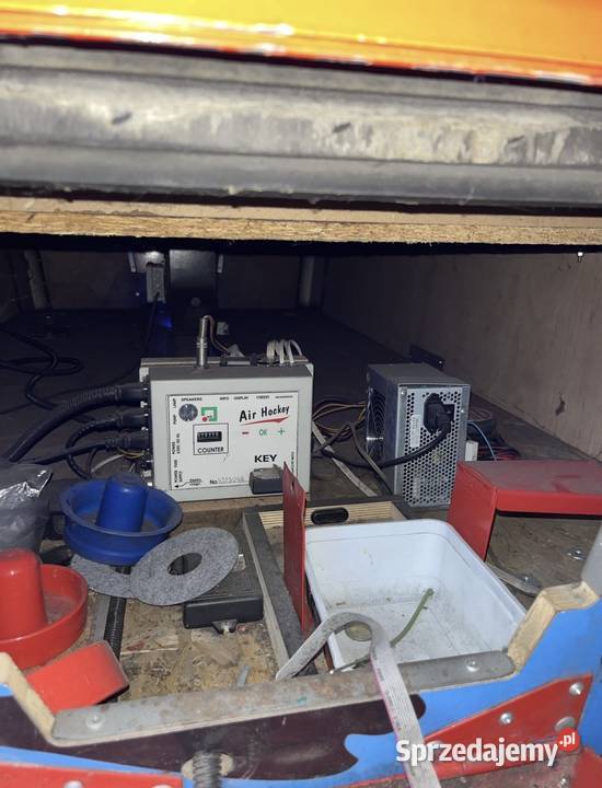 Cymbergaj Wik air hockey w stanie Zarobkowy Kalisz